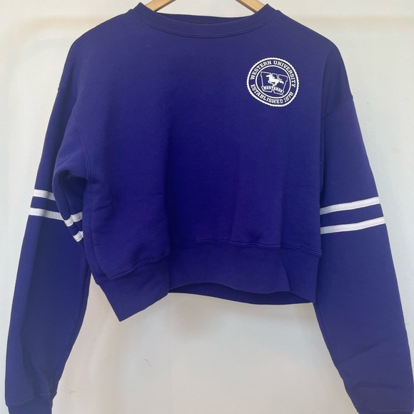 UWO Cropped Sweater - Picture 3 of 4